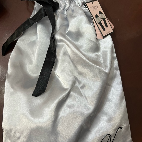 Victoria's Secret Bling Slides/Slippers - Picture 10 of 12